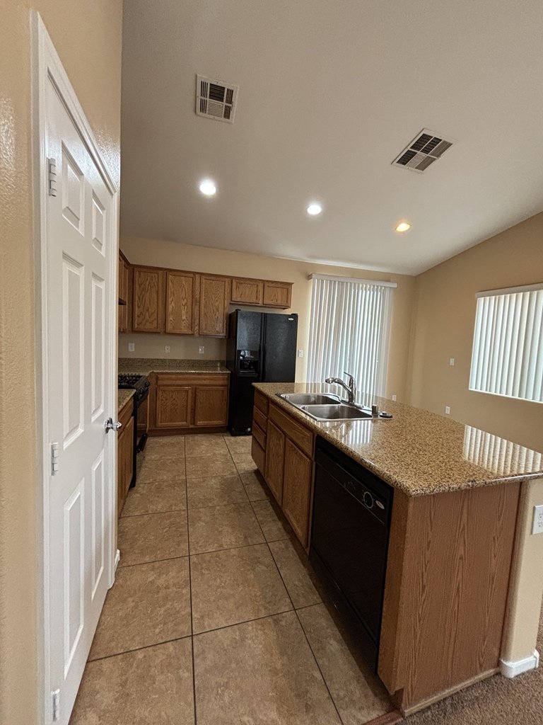 Beautiful home with casita and courtyard property image