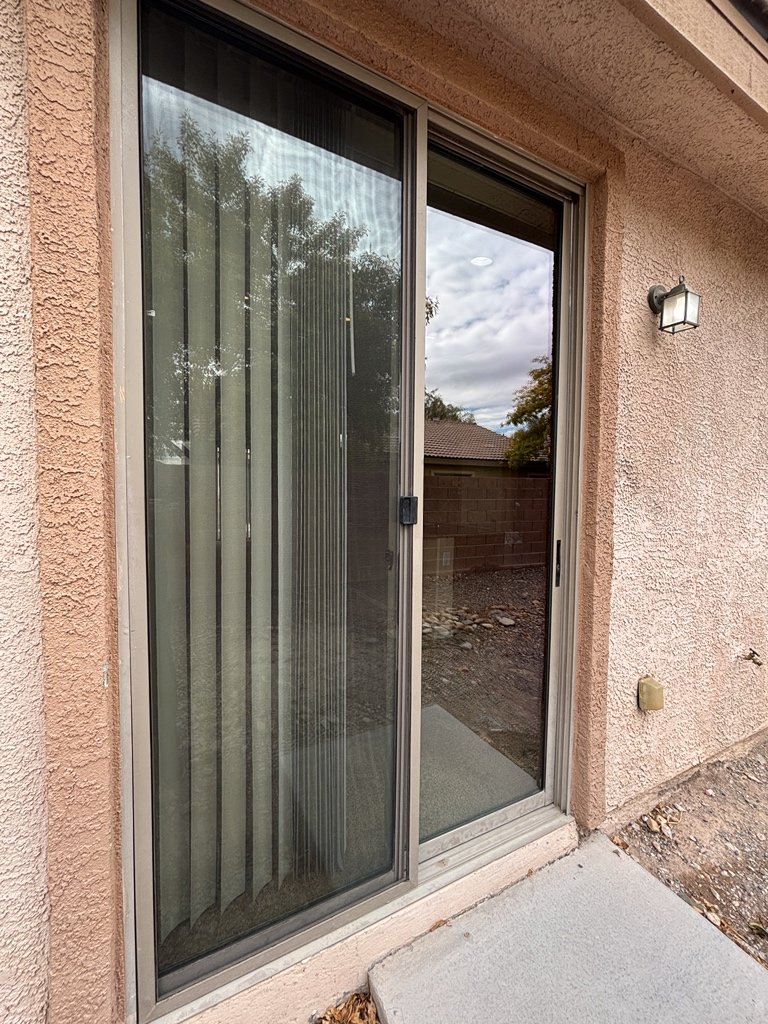 Beautiful home with casita and courtyard property image