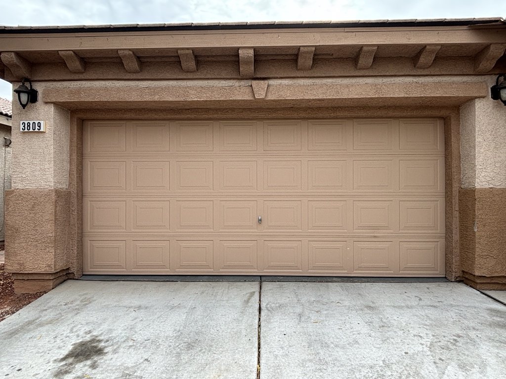 Beautiful home with casita and courtyard property image