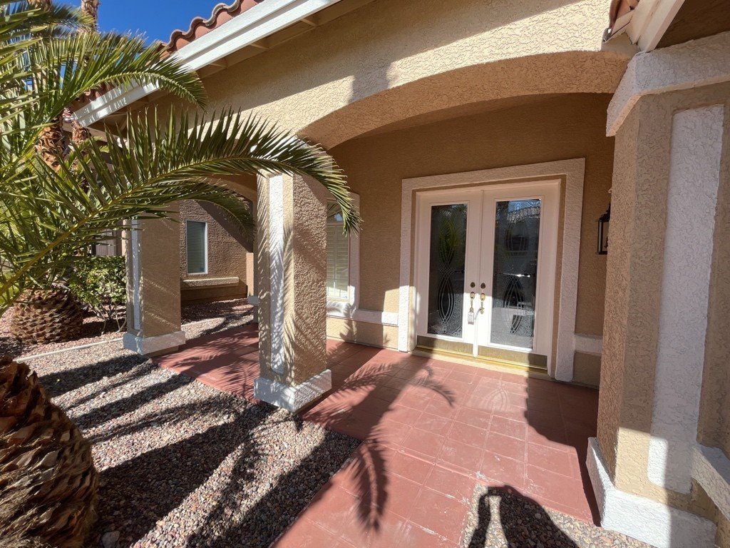 Single Family home with pool and patio property image