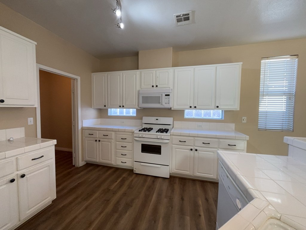 Green Valley home with open layout property image