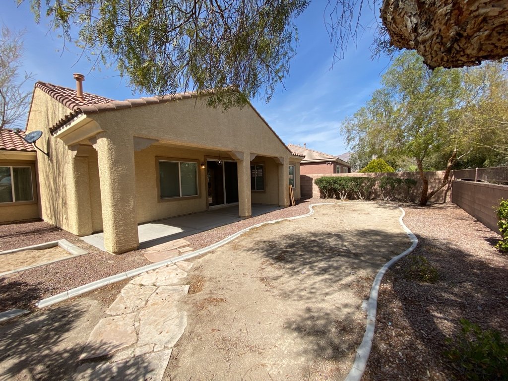 Spacious single-story home with casita property image