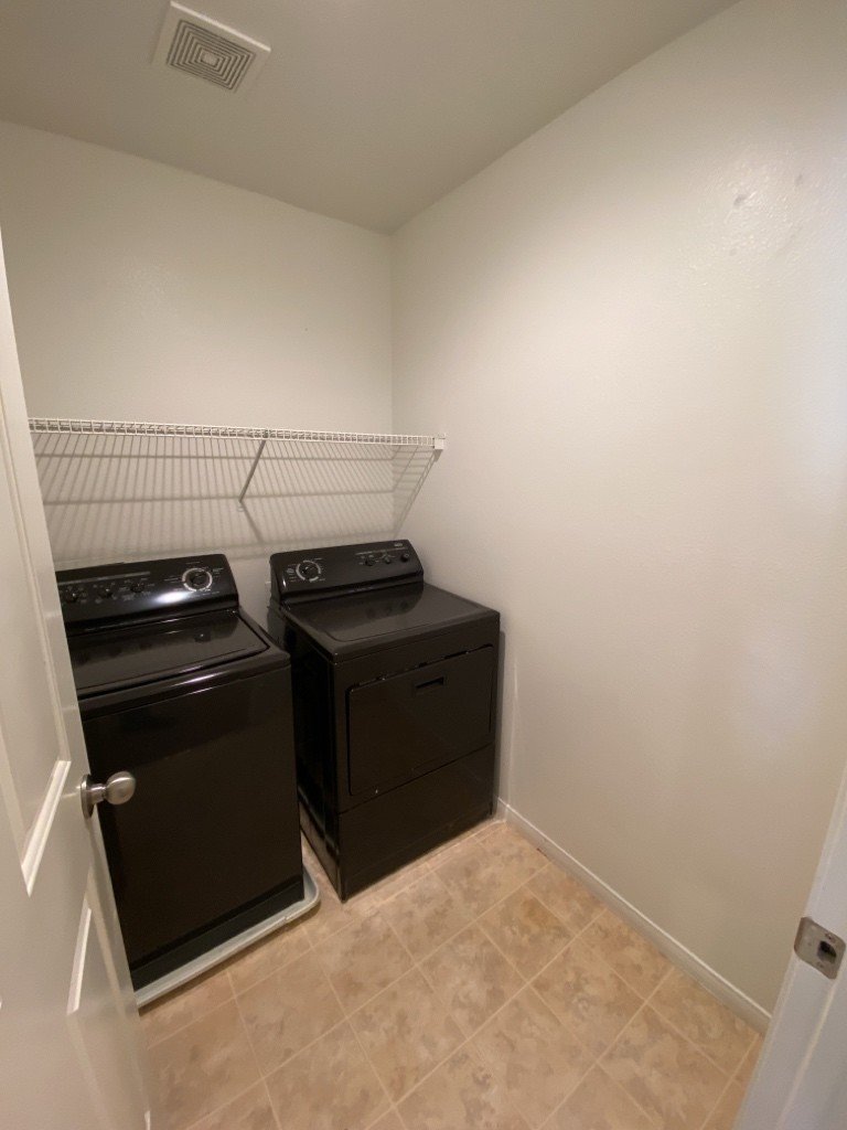 Spacious Three-Bedroom Home in Desirable Las Vegas Neighborhood property image
