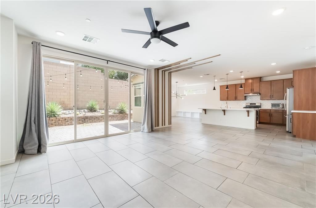 Elegant Two-Story Henderson Home with Sophisticated, Spacious Living property image