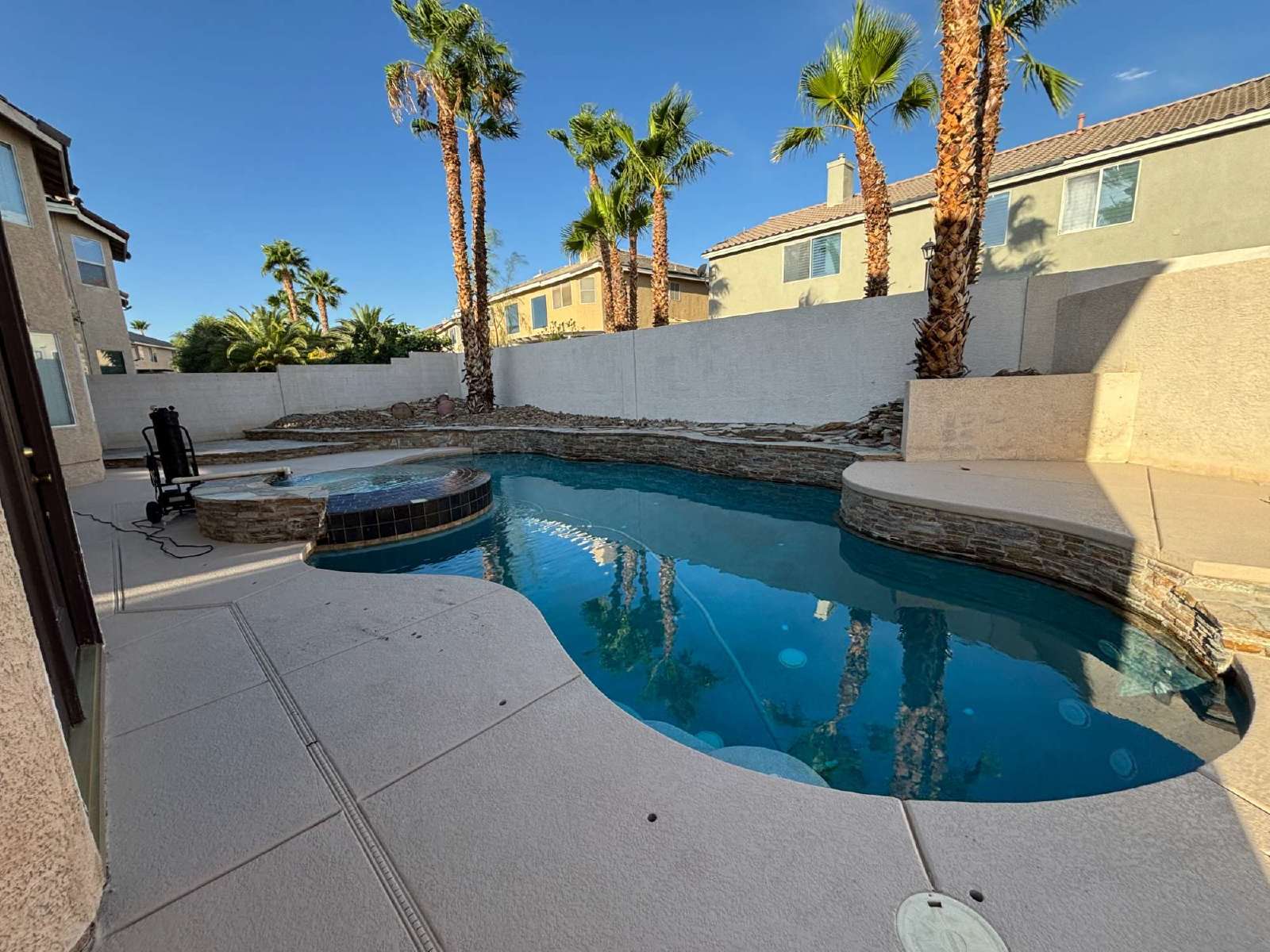 Beautifully updated luxury home with pool in Southern Highlands property image