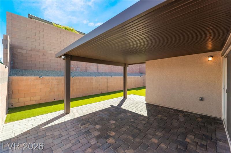 Beautifully upgraded single-story home on desirable corner lot. property image